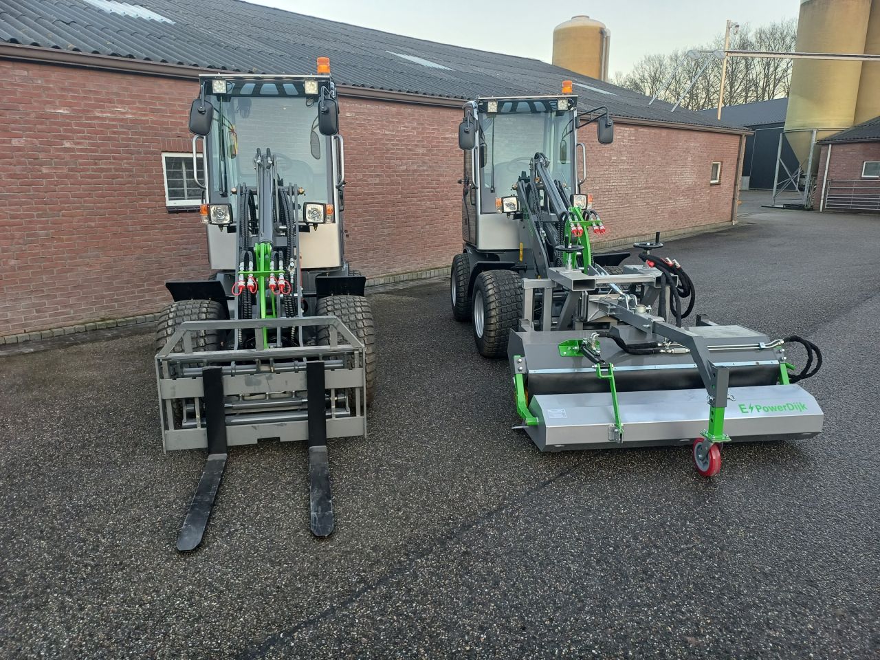 WCM L2310E elektrische minishovel shovel