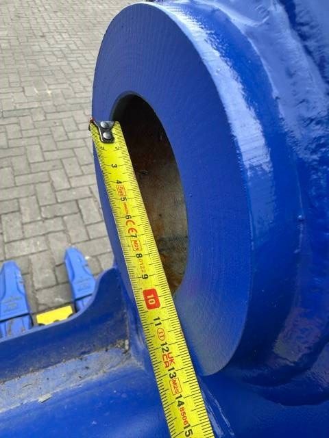 Tanden bak met vaste aansluiting