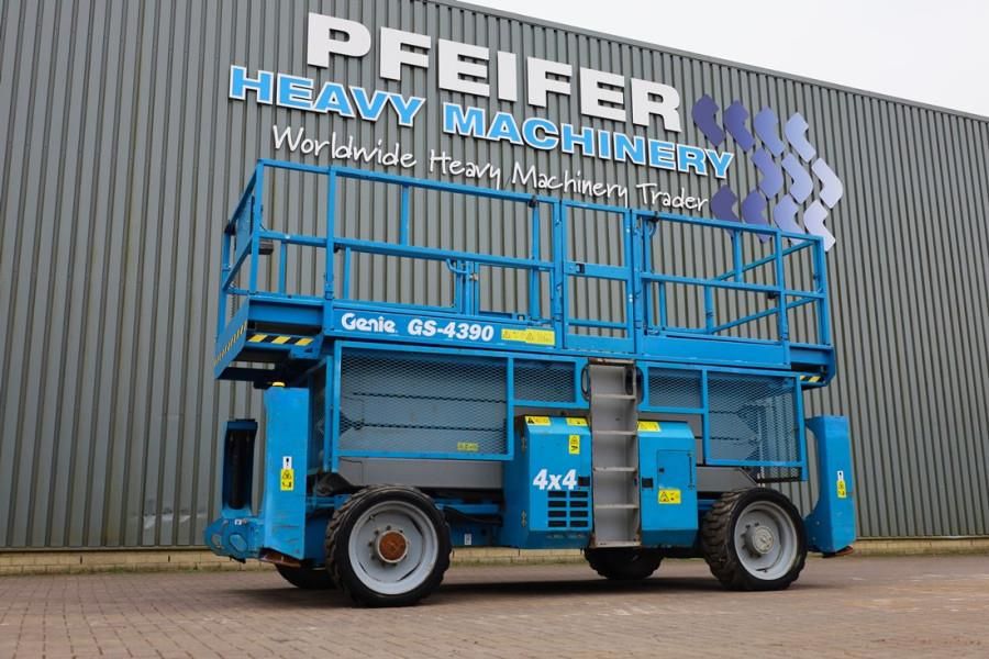 Genie GS4390 Diesel, 4x4 Drive, 15m Working Height, 680k