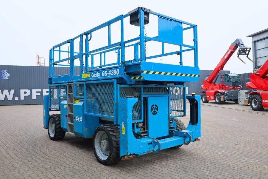 Genie GS4390 Diesel, 4x4 Drive, 15m Working Height, 680k
