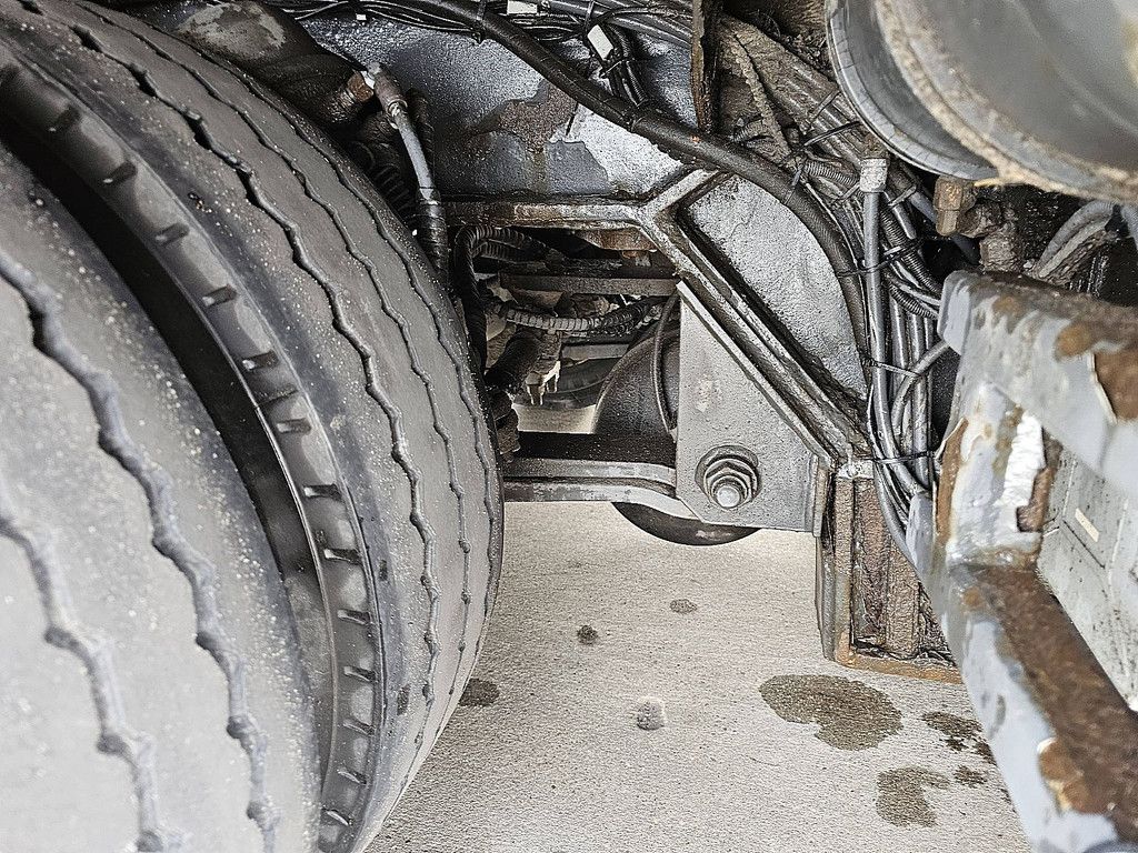 MEUSBURGER MPG-2 2 axle tridec steer