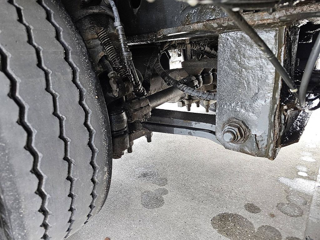 MEUSBURGER MPG-2 2 axle tridec steer