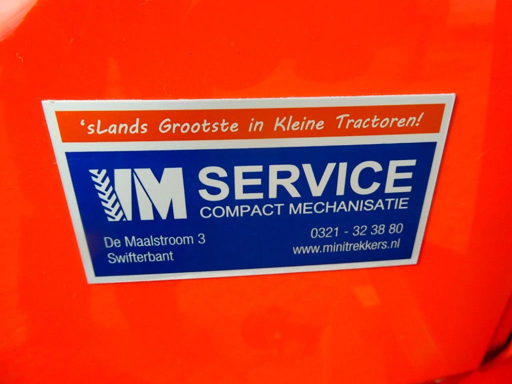 Kioti CS2510 4wd HST / 0001 Draaiuren / Middenmaaidek