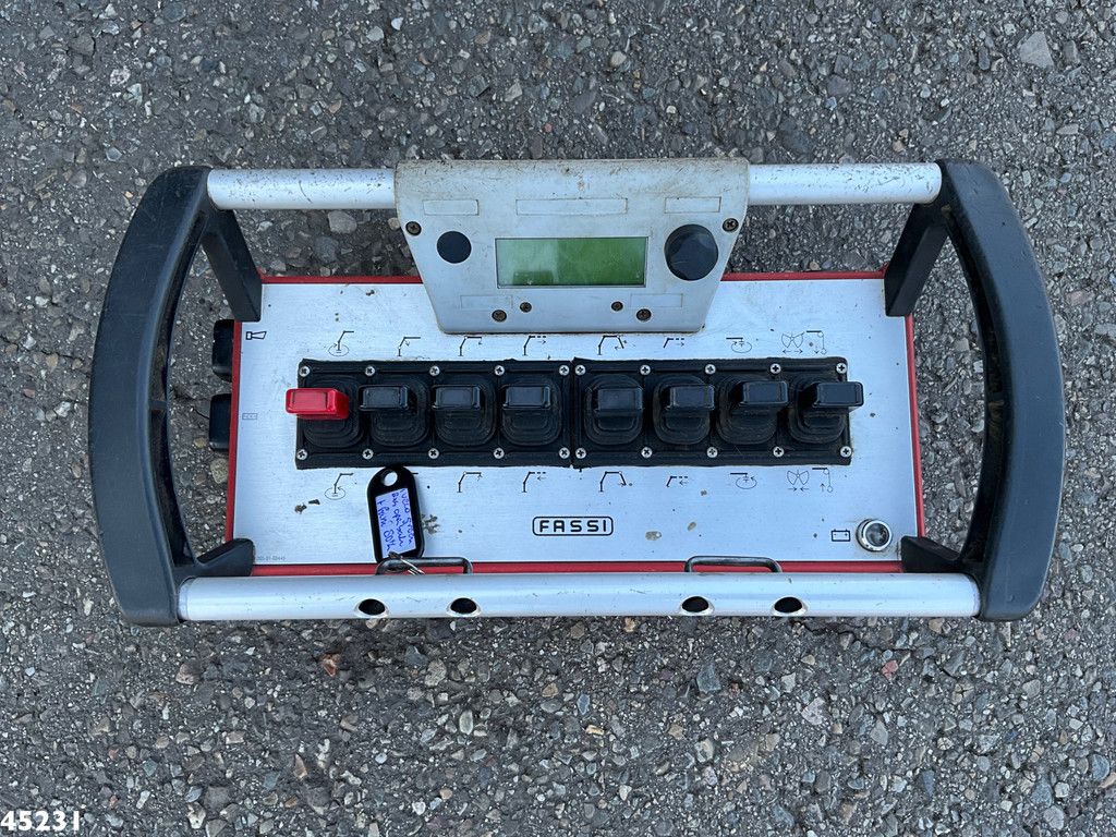 Iveco Trakker AD410T41 Fassi 80 Tonmeter laadkraan + Fly-Jib Just 80.441 Km!