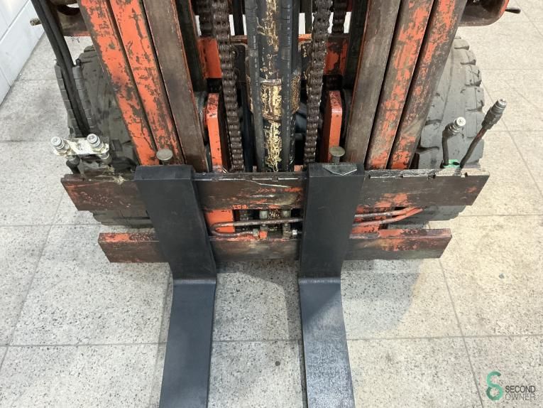 Gabelstapler Diesel Nissan EH02A25U