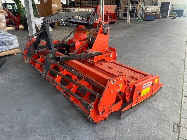 Gebruikte MASCHIO DC3000 rotorkopeg met werkbreedte van 3 m