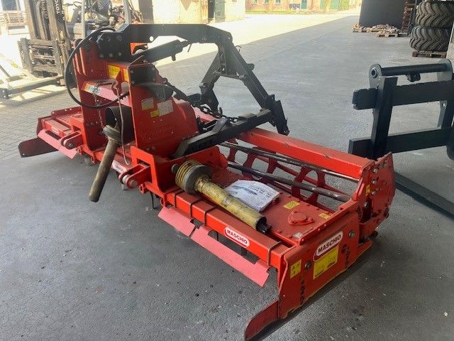 Gebruikte MASCHIO DC3000 rotorkopeg met werkbreedte van 3 m