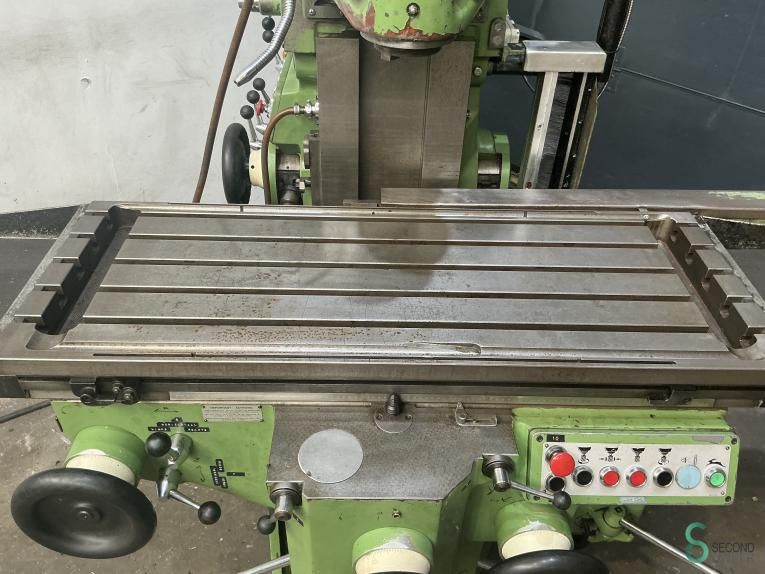 Milling machines Huron NU3