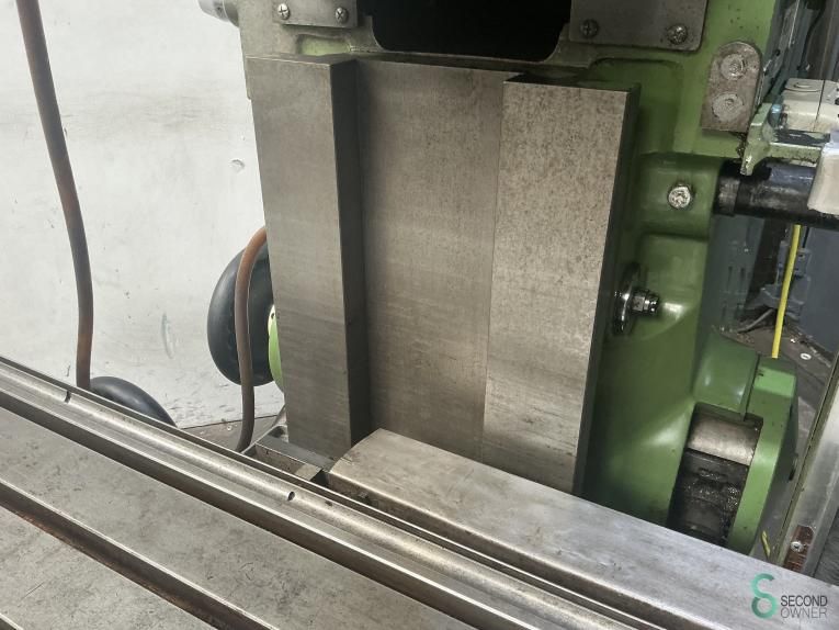 Milling machines Huron NU3