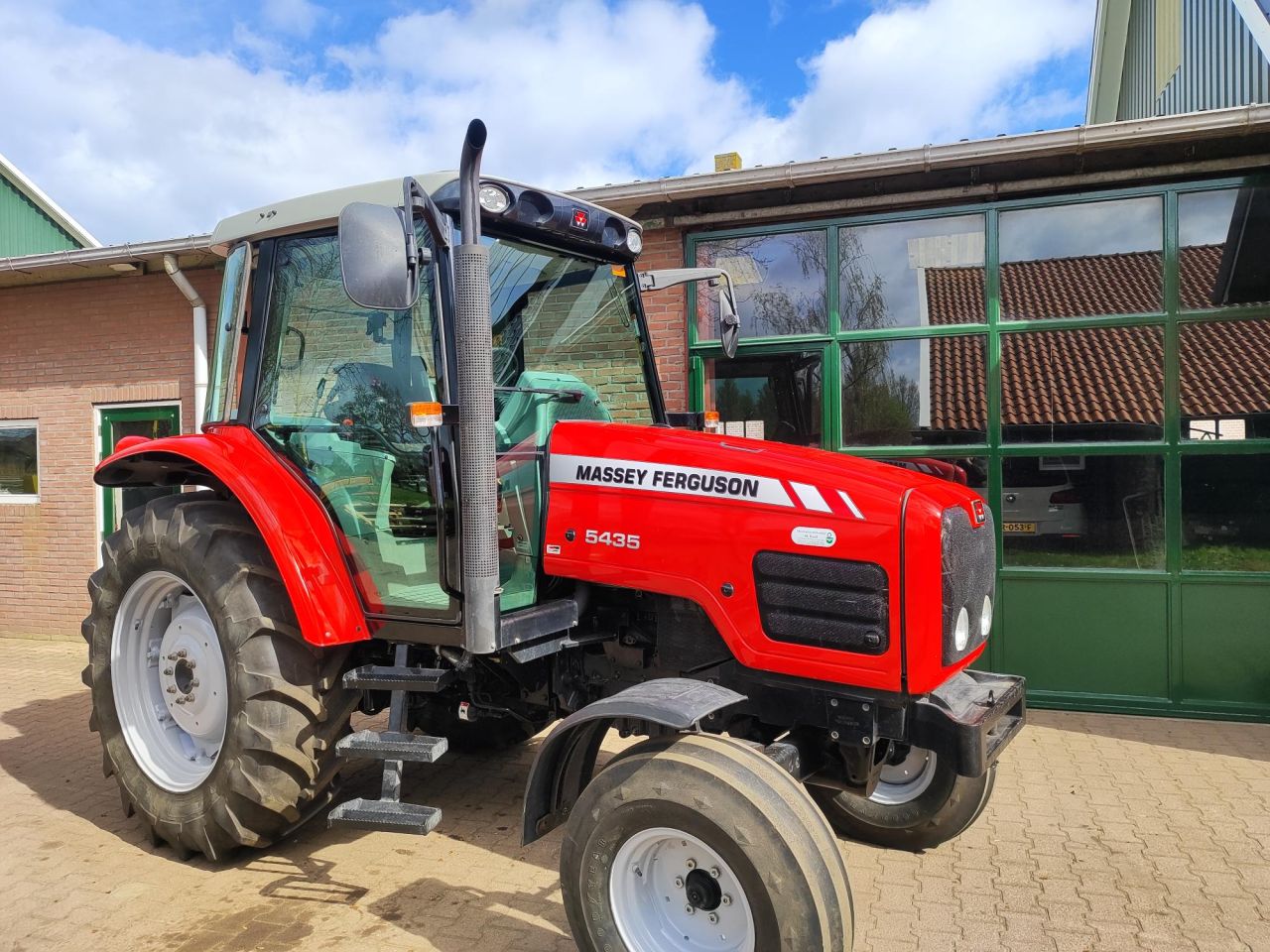 Prachtige Massey Ferguson 5435 met weinig uren