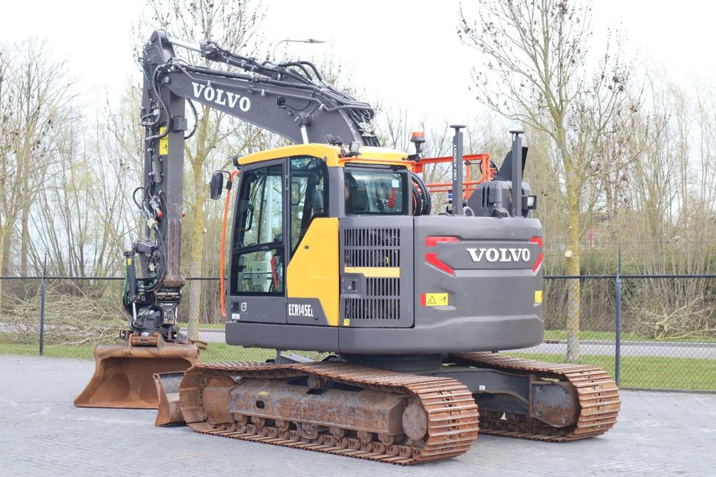 Volvo ECR145 EL | ROTOTILT + GRIP | BLADE | DIG ASSIST 3D