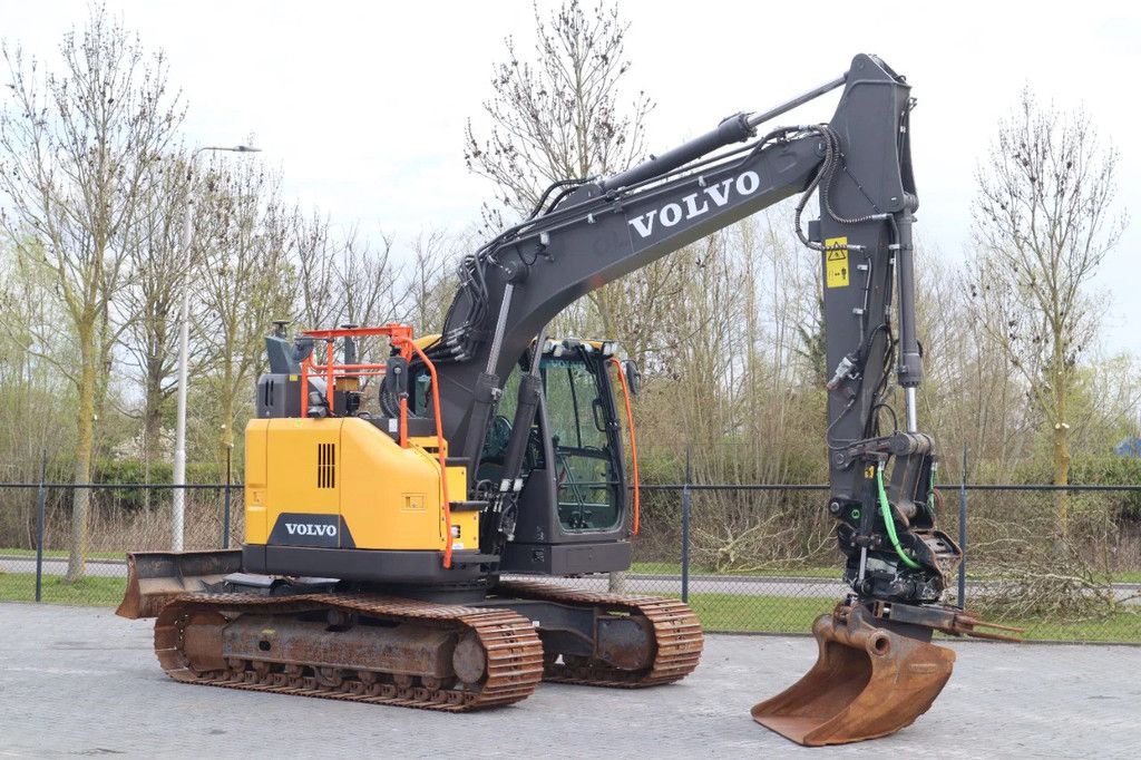 Volvo ECR145 EL | ROTOTILT + GRIP | BLADE | DIG ASSIST 3D