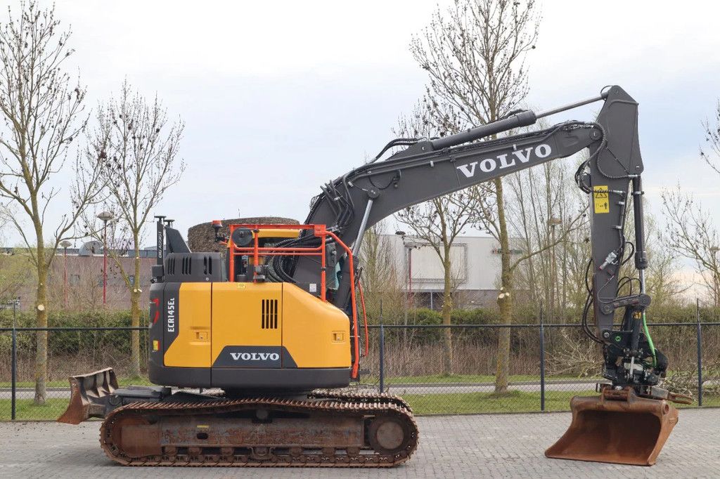 Volvo ECR145 EL | ROTOTILT + GRIP | BLADE | DIG ASSIST 3D