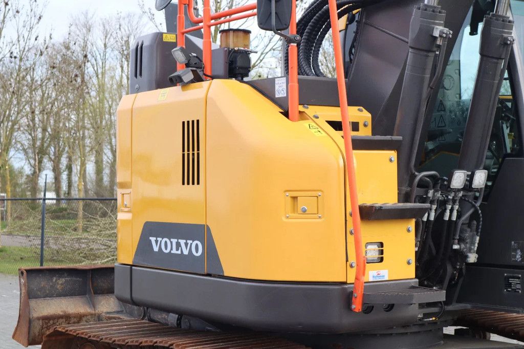 Volvo ECR145 EL | ROTOTILT + GRIP | BLADE | DIG ASSIST 3D