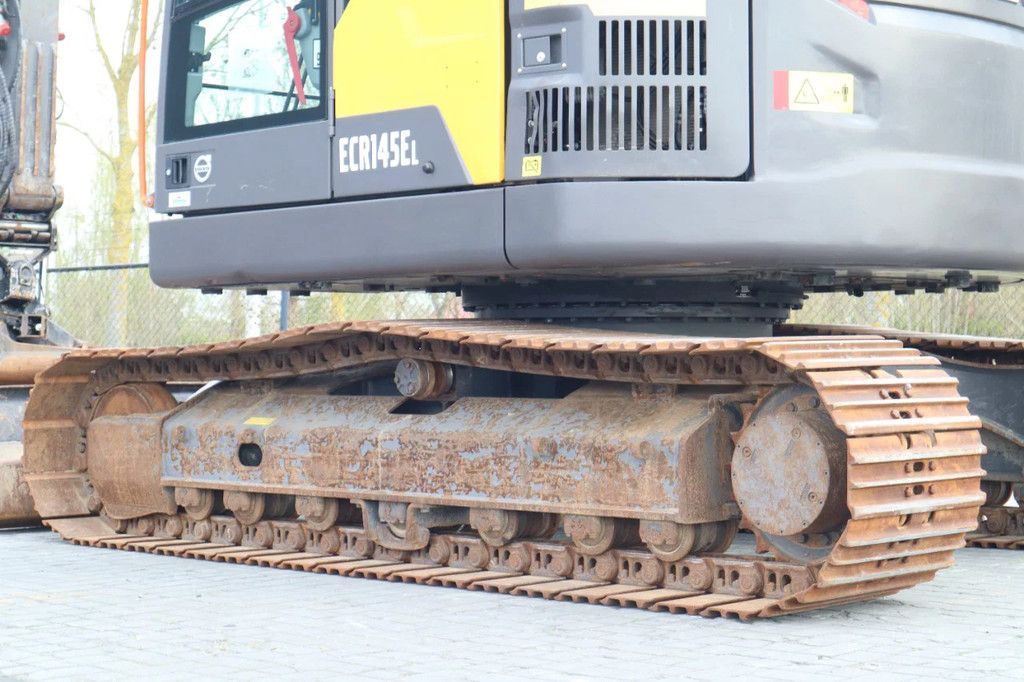 Volvo ECR145 EL | ROTOTILT + GRIP | BLADE | DIG ASSIST 3D