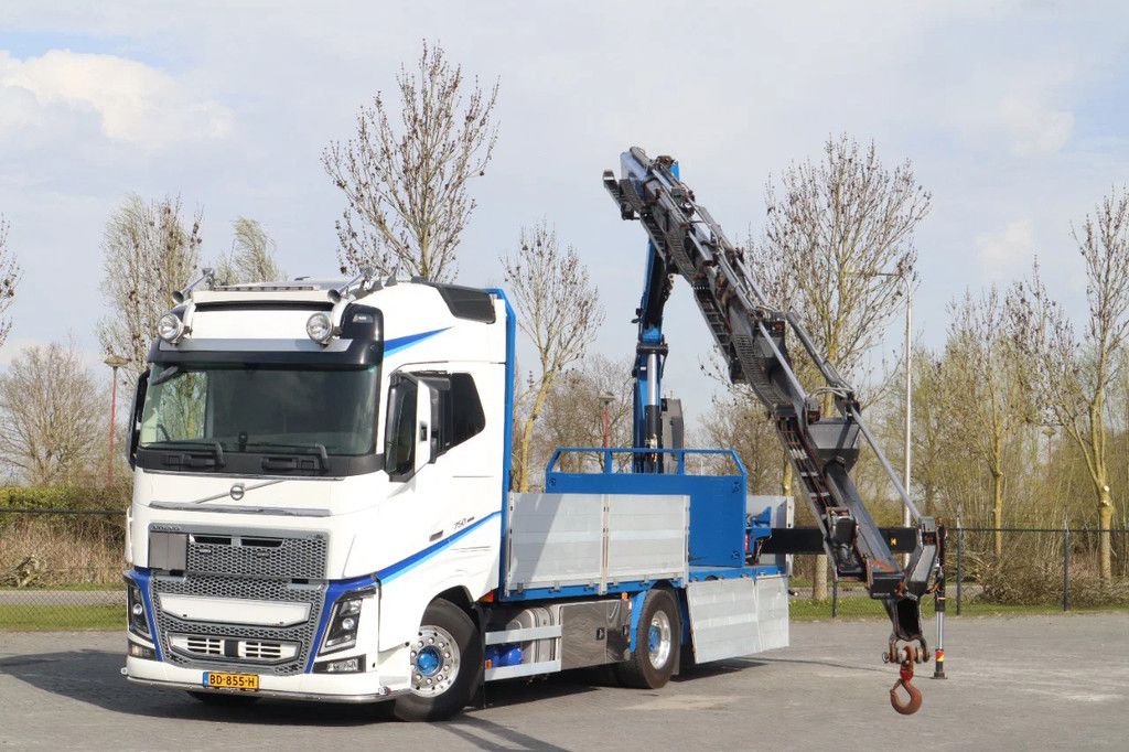 Volvo FH 16.750 | 6X2*4 RETARDER EFFER 215-6 DEMOUNTABLE CRANE
