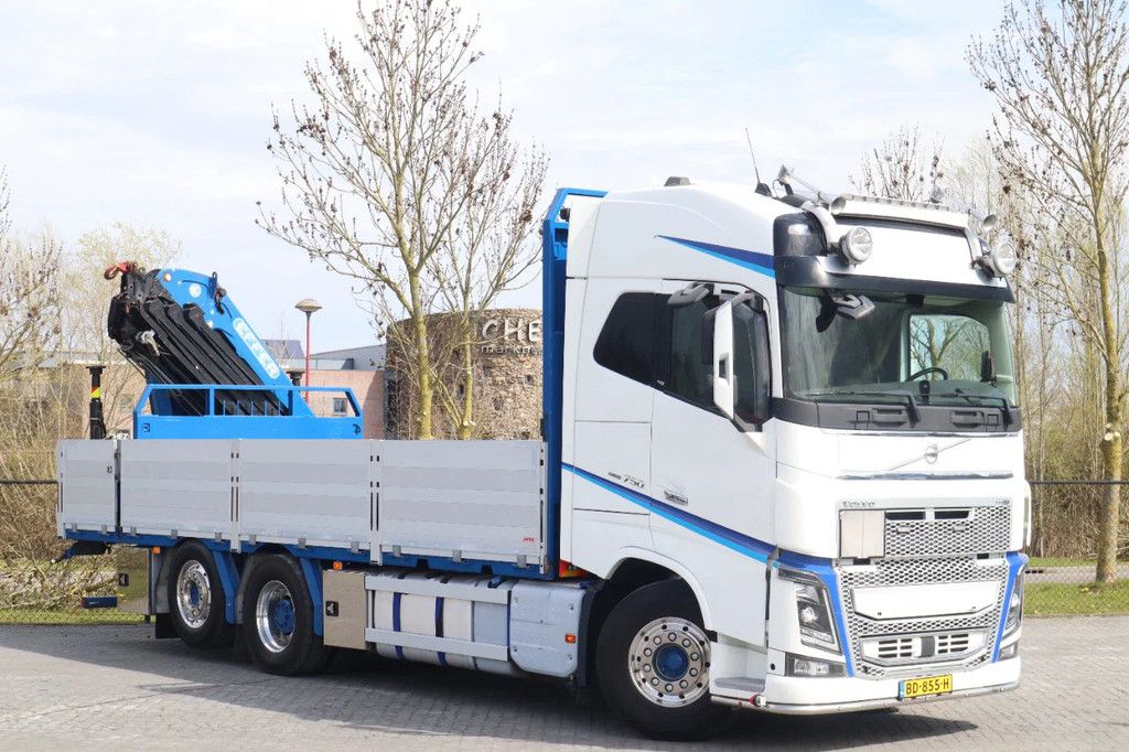 Volvo FH 16.750 | 6X2*4 RETARDER EFFER 215-6 DEMOUNTABLE CRANE