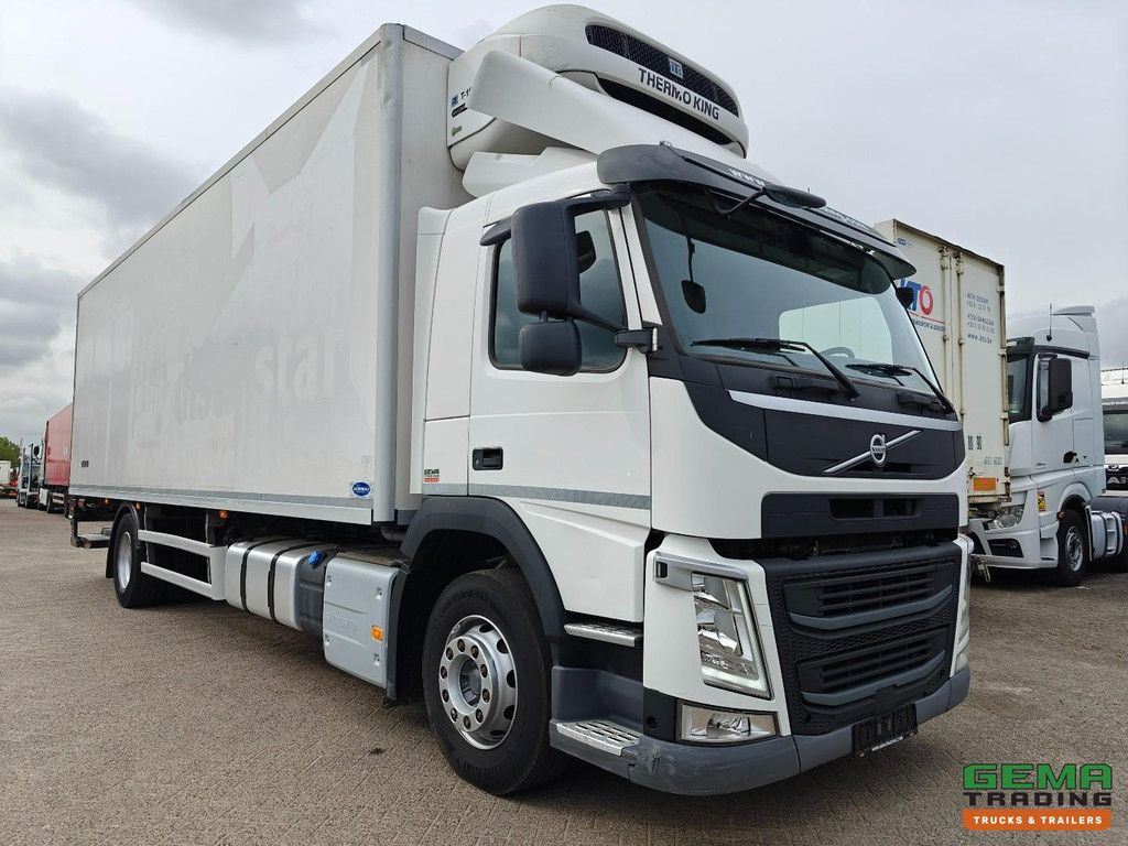 Volvo FM330 4x2 DayCab Euro6D - Refrigerator/Freezer Box 8.4m + Thermo King T-1000R Dual Evaporator + Tailgate 2000KG - SmartTacho V2