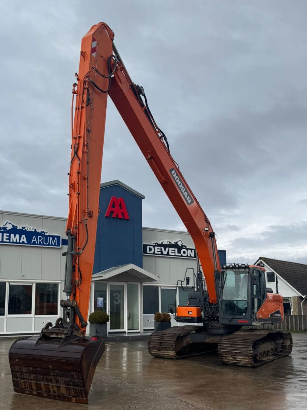 Doosan DX225LC-5 SLR