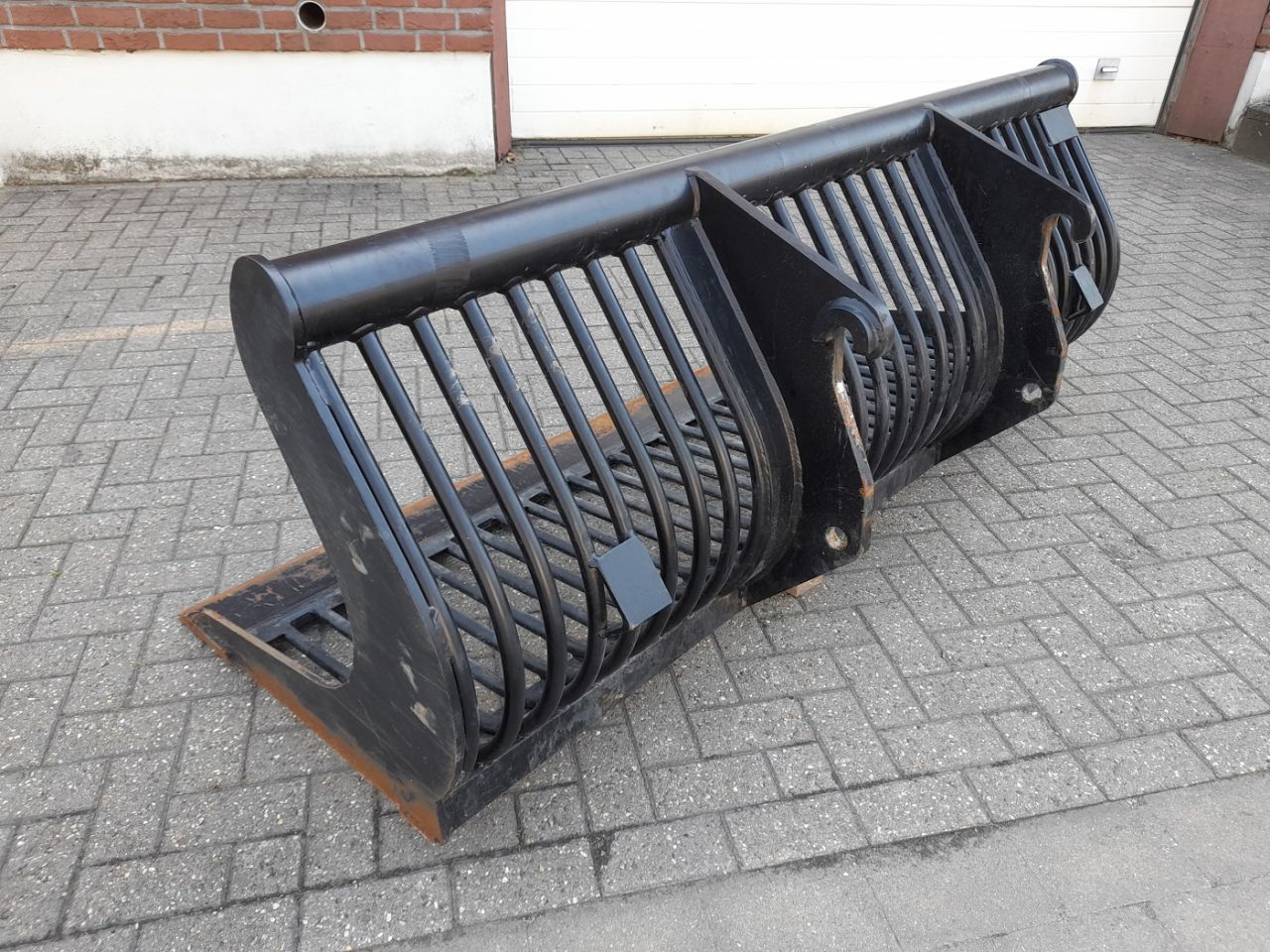 Puinbak 200 cm breed met Weidemann / Wacker-Neuson ophanging