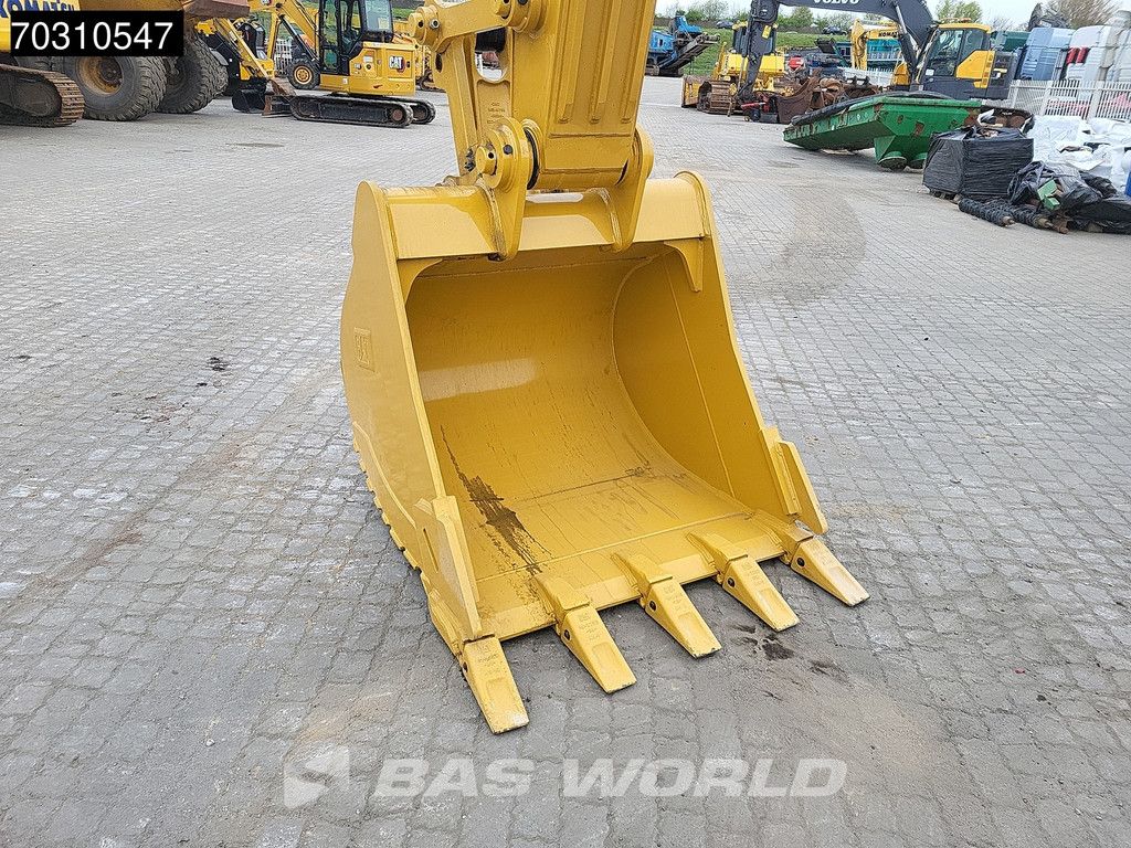 Caterpillar 320 D3 GC