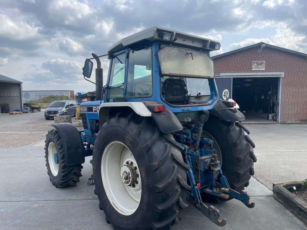 Ford 8630 powershift 40kmh lucht fronthef
