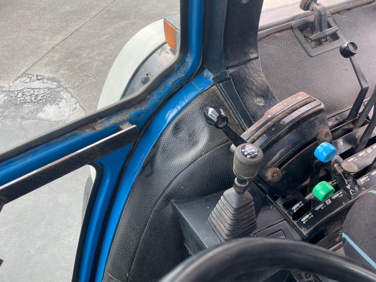 Ford 8630 powershift 40kmh lucht fronthef