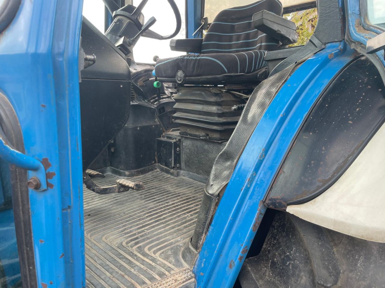 Ford 8630 powershift 40kmh lucht fronthef