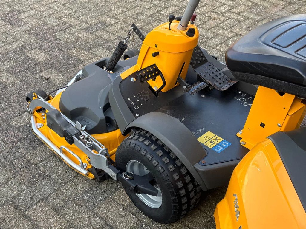 Stiga Gebruikte frontmaaier 2 cil. met stuurbekr. 95cm