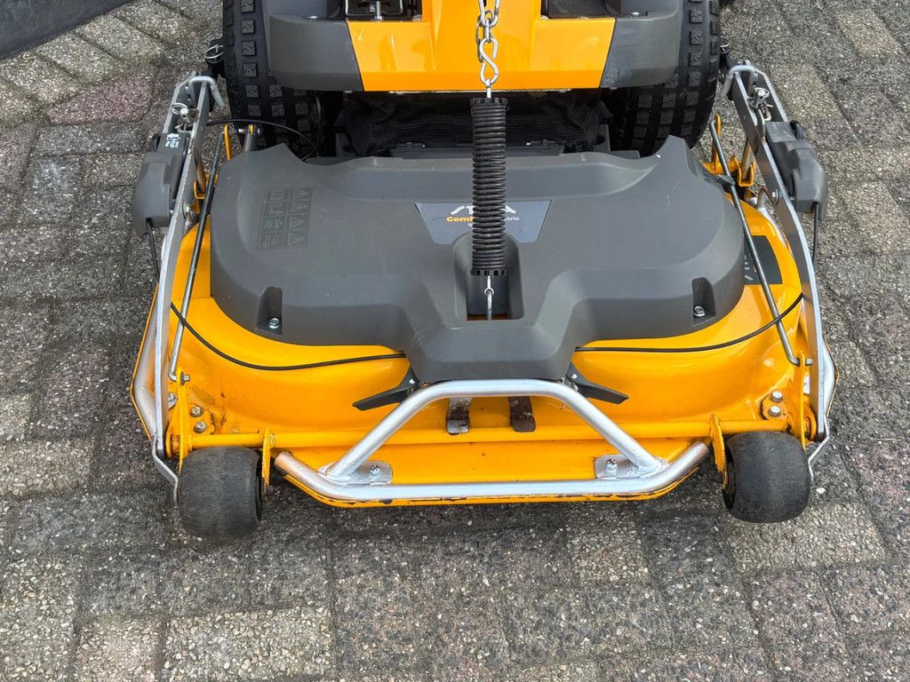 Stiga Gebruikte frontmaaier 2 cil. met stuurbekr. 95cm