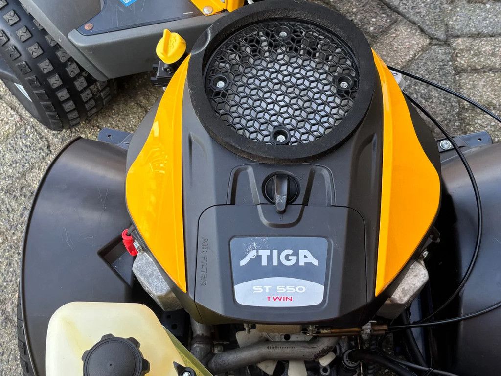 Stiga Gebruikte frontmaaier 2 cil. met stuurbekr. 95cm