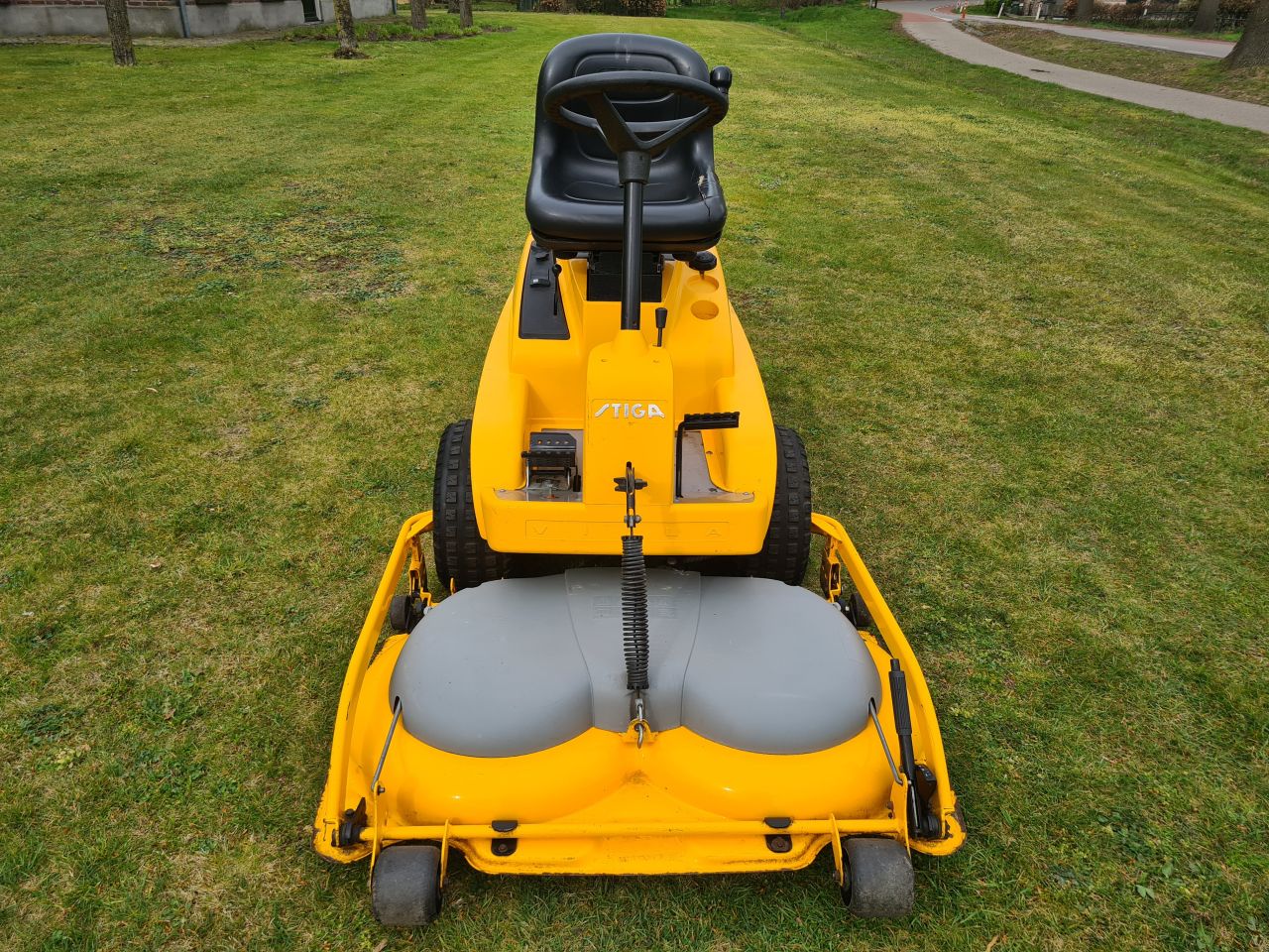 Stiga villa Royal frontmaaier mulch mulchmaaier hydrostaat.