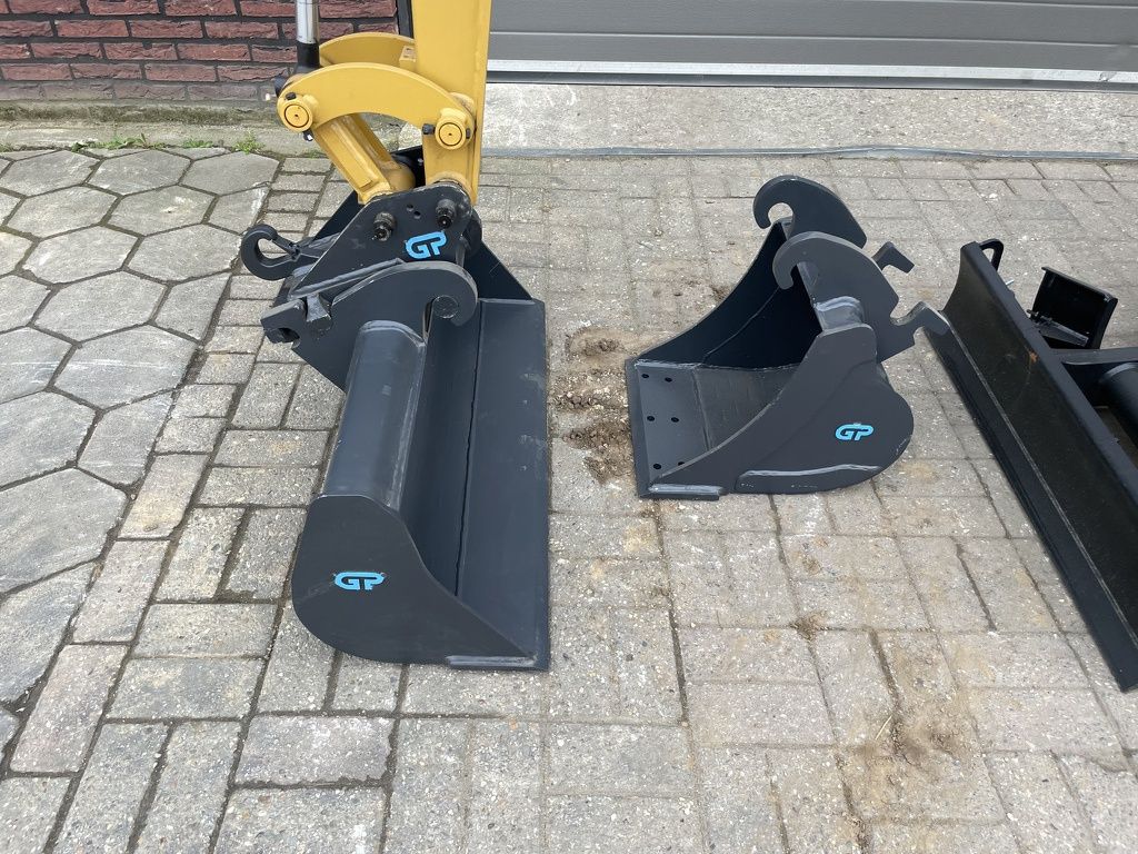 Caterpillar 301.8 minigraver NIEUW