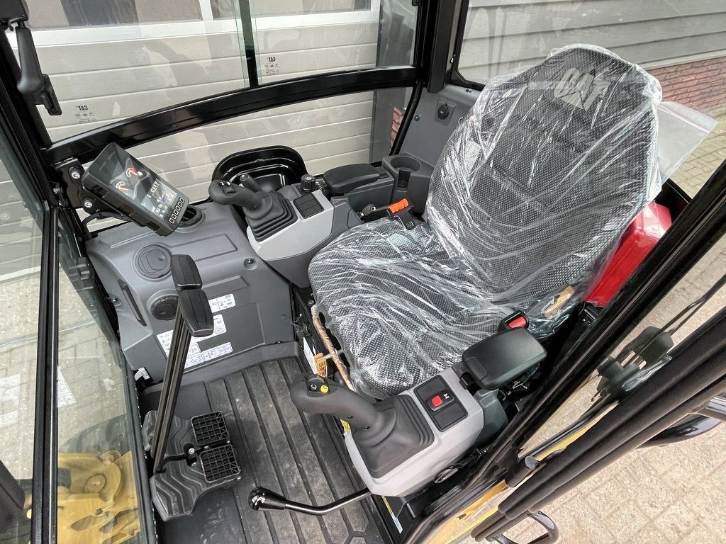 Caterpillar 301.8 minigraver NIEUW