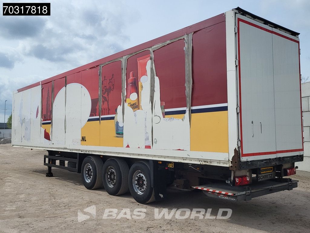 Schmitz SKO24 3 Achsen Tailgate APK 09-26 2x Lift Axle