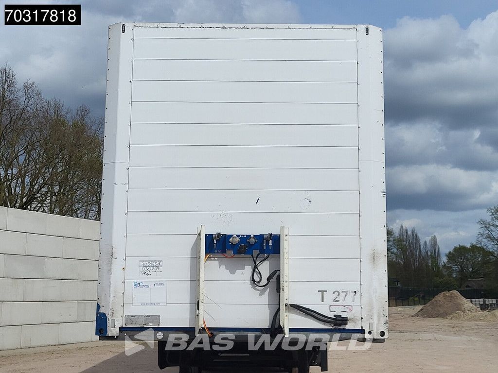 Schmitz SKO24 3 Achsen Tailgate APK 09-26 2x Lift Axle