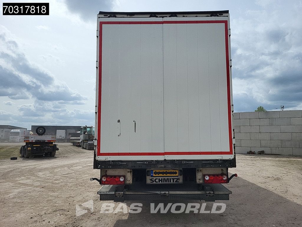 Schmitz SKO24 3 Achsen Tailgate APK 09-26 2x Lift Axle