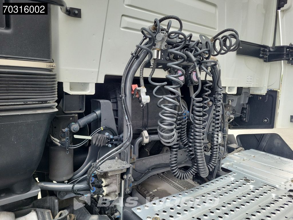 Renault T 520 4X2 Roof dent! HIGH Retarder 2xTanks