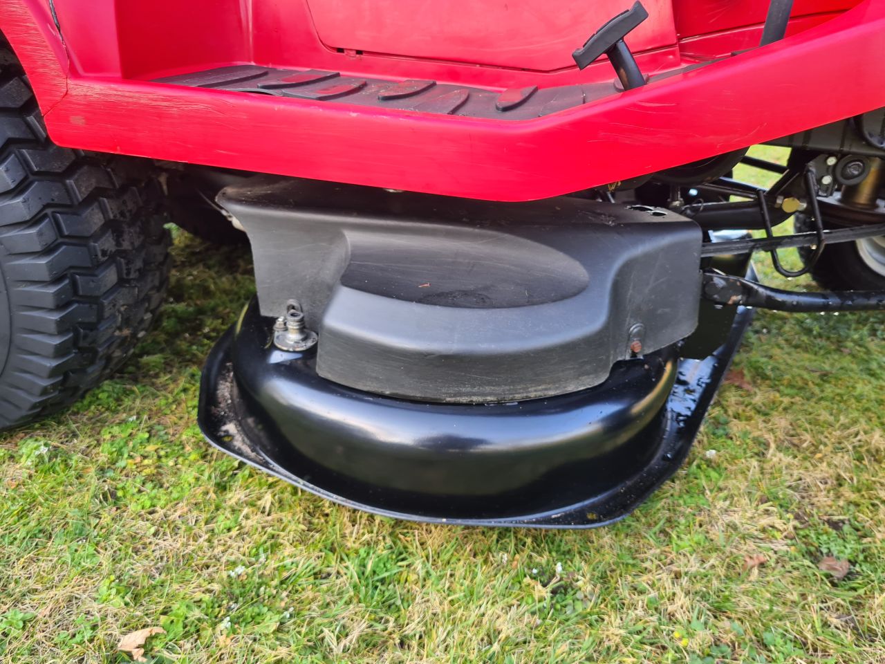 Honda HF 2315 zitmaaier met opvangbak.