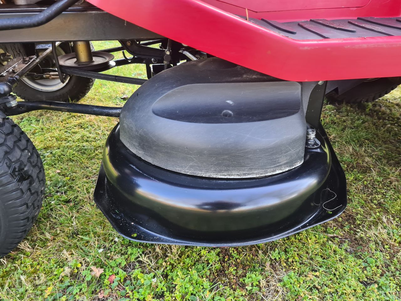 Honda HF 2315 zitmaaier met opvangbak.