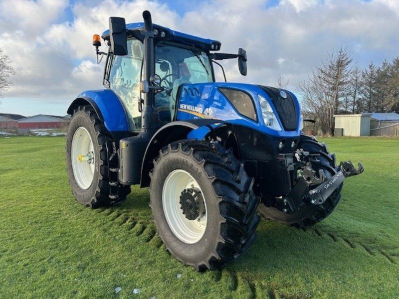 New Holland T7.215 S TERRA GLIDE