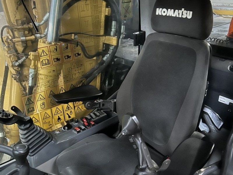 Komatsu PW148-11