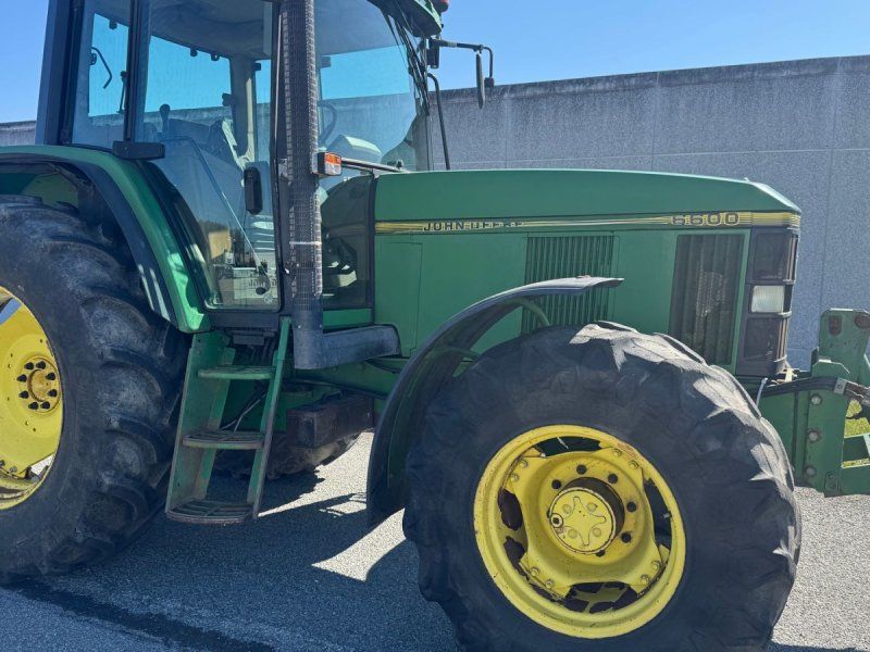 John Deere 6600