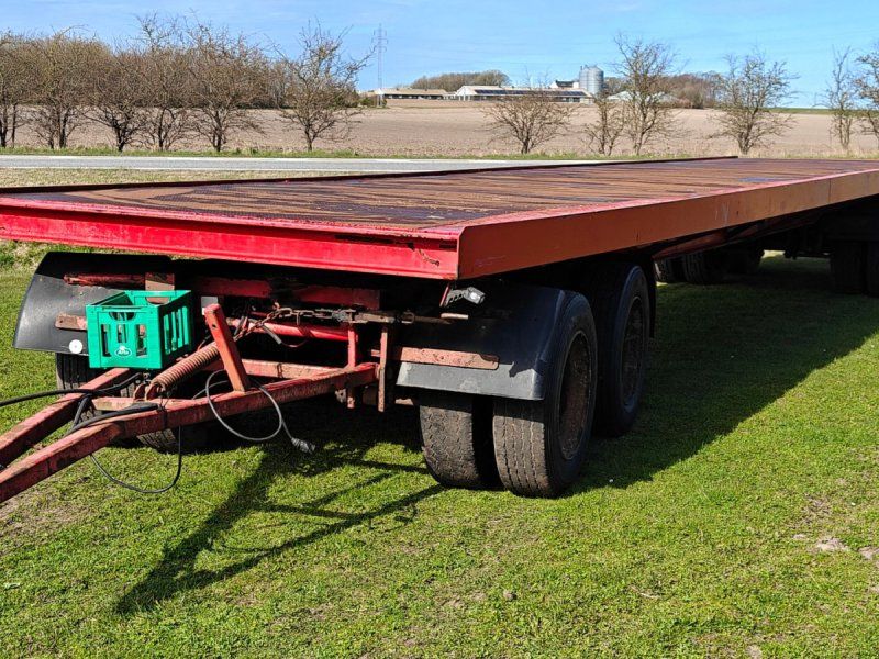 4 akslet med hyd. bremser på alle aksler