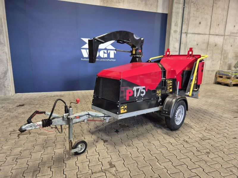 TP 175 MOBILE D Holzhacker mit Dieselmotor und PKW-Fahrwerk-Vorführ