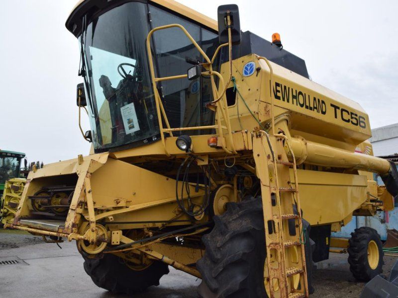 New Holland TC 56