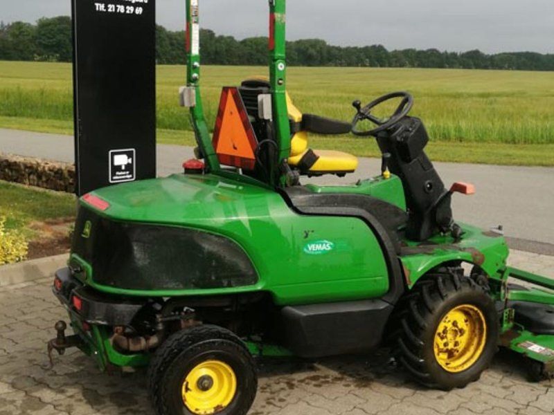 John Deere F 1400