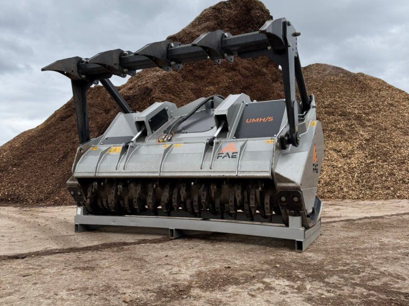 FAE UMH/S-225 Typ A Forstmulchfräse