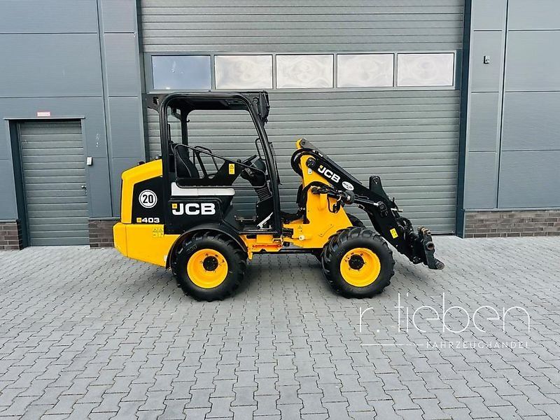 JCB 403 Hoflader / 36 PS Maschine