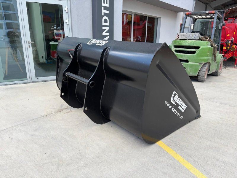 Manitou Leichtgutschaufel mit geschraubter Schürfleiste